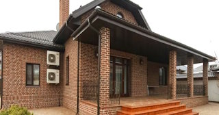 Строительство домов из кирпича с мансардой в Дальнегорске | от 3669 рублей